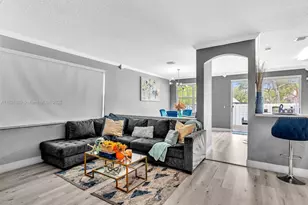 9125 NW 40th St, Sunrise, FL 33351 - Photo 7