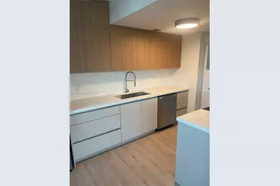 701 Brickell Key Blvd #2010, Miami, FL 33131 - Photo 7