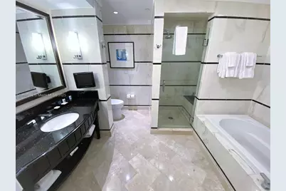 4391 Collins Ave #1619, Miami Beach, FL 33140 - Photo 3