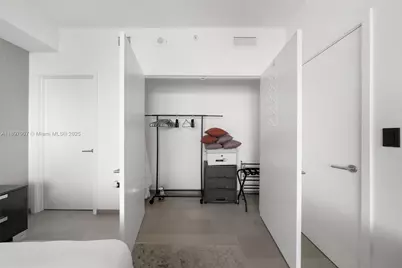 88 SW 7th St #3910, Miami, FL 33130 - Photo 27