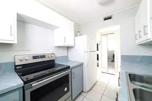 201 178th Dr, Sunny Isles Beach, FL 33160 - Photo 7