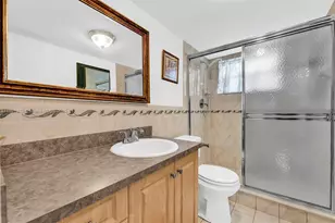 4270 NW 40th St, Lauderdale Lakes, FL 33319 - Photo 15
