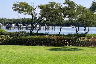 6062 SE Landing Way, Stuart, FL 34997 - Photo 3