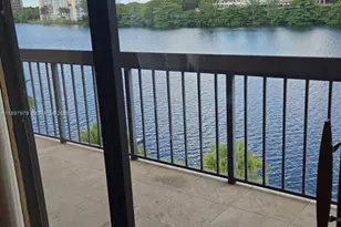 5249 NW 7th St, Miami, FL 33126 - Photo 21