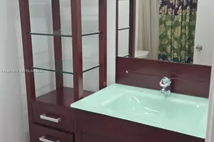 5249 NW 7th St, Miami, FL 33126 - Photo 15