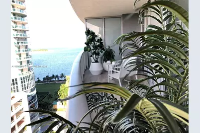 488 NE 18th St #1505, Miami, FL 33132 - Photo 1