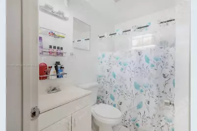 [Address not provided], West Park, FL 33021 - Photo 19