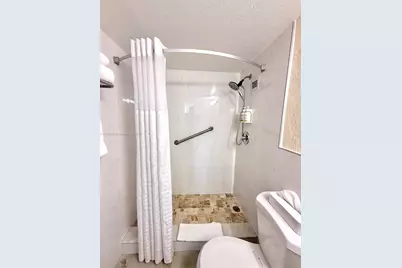 19201 Collins Ave #308, Sunny Isles Beach, FL 33160 - Photo 21