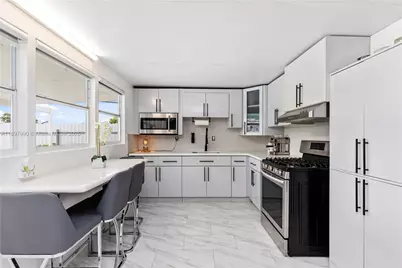 19602 NW 37th Ct, Miami Gardens, FL 33055 - Photo 25