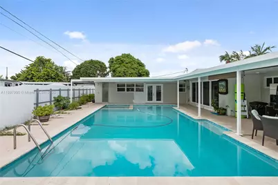 19602 NW 37th Ct, Miami Gardens, FL 33055 - Photo 15