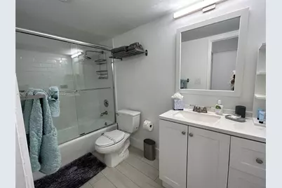 19390 Collins Ave #118, Sunny Isles Beach, FL 33160 - Photo 9