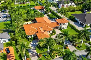 10181 NW 131st St, Hialeah Gardens, FL 33018 - Photo 5