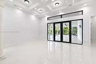 10181 NW 131st St, Hialeah Gardens, FL 33018 - Photo 21