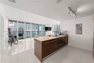 465 Brickell Ave, Miami, FL 33131 - Photo 9