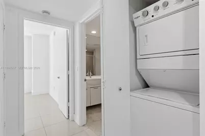 465 Brickell Ave #1602, Miami, FL 33131 - Photo 9