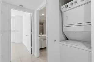 465 Brickell Ave, Miami, FL 33131 - Photo 9