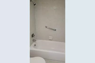 500 Executive Center Dr #4E, West Palm Beach, FL 33401 - Photo 17