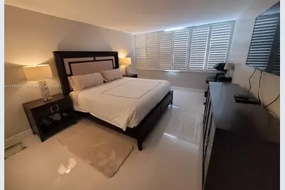 18071 Biscayne Blvd #1801, Aventura, FL 33160 - Photo 5