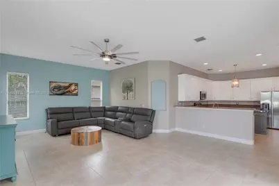 4670 SW Stephanie Ln SW, Vero Beach, FL 32968 - Photo 19