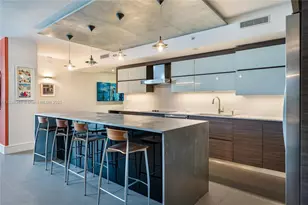 2155 Washington Ct, Miami Beach, FL 33139 - Photo 11