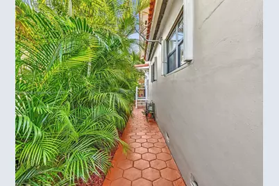 6460 SW 2nd St, Miami, FL 33144 - Photo 27