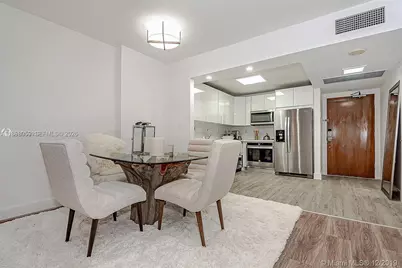 2301 Collins Ave #843, Miami Beach, FL 33139 - Photo 3