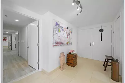 1581 Brickell Ave #2005, Miami, FL 33129 - Photo 15