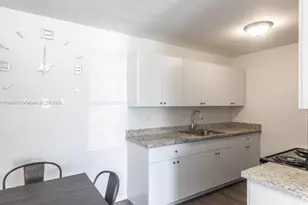 2000 S Main St, Belle Glade, FL 33430 - Photo 5