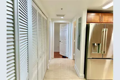 8390 SW 72nd Ave #421, Miami, FL 33143 - Photo 15