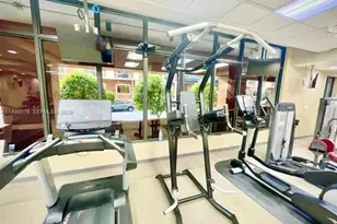 8390 SW 72nd Ave, Miami, FL 33143 - Photo 23