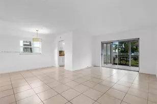 8002 Lagos De Campo Blvd, Tamarac, FL 33321 - Photo 21