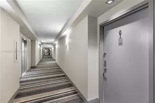 1800 Sunset Harbour Dr, Miami Beach, FL 33139 - Photo 23