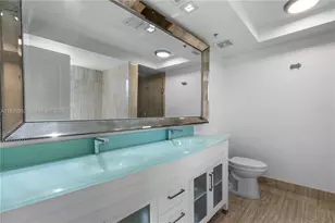 1800 Sunset Harbour Dr, Miami Beach, FL 33139 - Photo 13