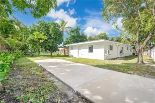 521 NW 33rd Ave, Miami, FL 33125 - Photo 27
