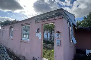 2122 Dewey St, Hollywood, FL 33020 - Photo 3