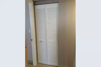 3800 S Ocean Dr #301, Hollywood, FL 33019 - Photo 25