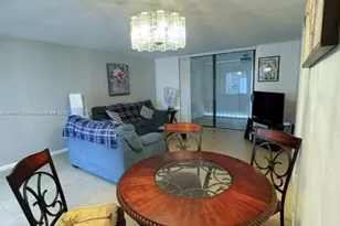 7331 NW 18th St, Margate, FL 33063 - Photo 11