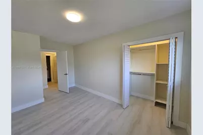 834 Raymond St, Miami Beach, FL 33141 - Photo 11