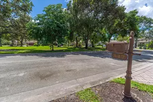 347 Fairmont Rd, Weston, FL 33326 - Photo 37