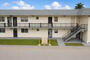 301 NW 177th St, Miami Gardens, FL 33169 - Photo 1