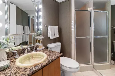 520 Brickell Key Dr #A1616, Miami, FL 33131 - Photo 15