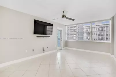 18071 Biscayne Blvd #1204, Aventura, FL 33160 - Photo 17
