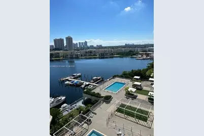 18071 Biscayne Blvd #1204, Aventura, FL 33160 - Photo 9