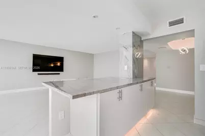 18071 Biscayne Blvd #1204, Aventura, FL 33160 - Photo 5