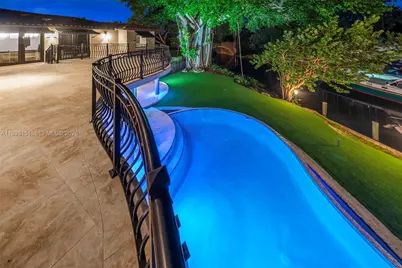 6700 Granada Blvd, Coral Gables, FL 33146 - Photo 75