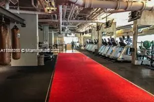 102 24th St, Miami Beach, FL 33139 - Photo 57