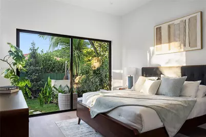 2434 SW 19th St, Miami, FL 33145 - Photo 9