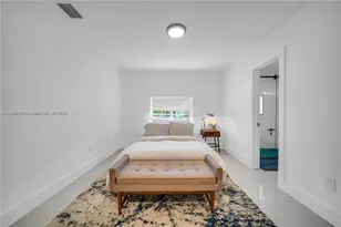 555 NE 127th St, North Miami, FL 33161 - Photo 21