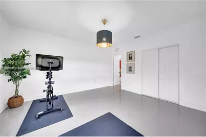 555 NE 127th Street, North Miami, FL 33161 - Photo 27
