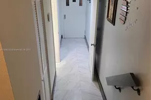 8656 SW 154th Cir Pl, Miami, FL 33193 - Photo 7